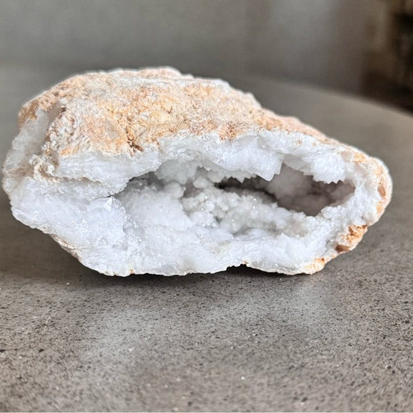 White Druzy Geode Crystal Clusters 0.68lbs - Picture 6 of 7